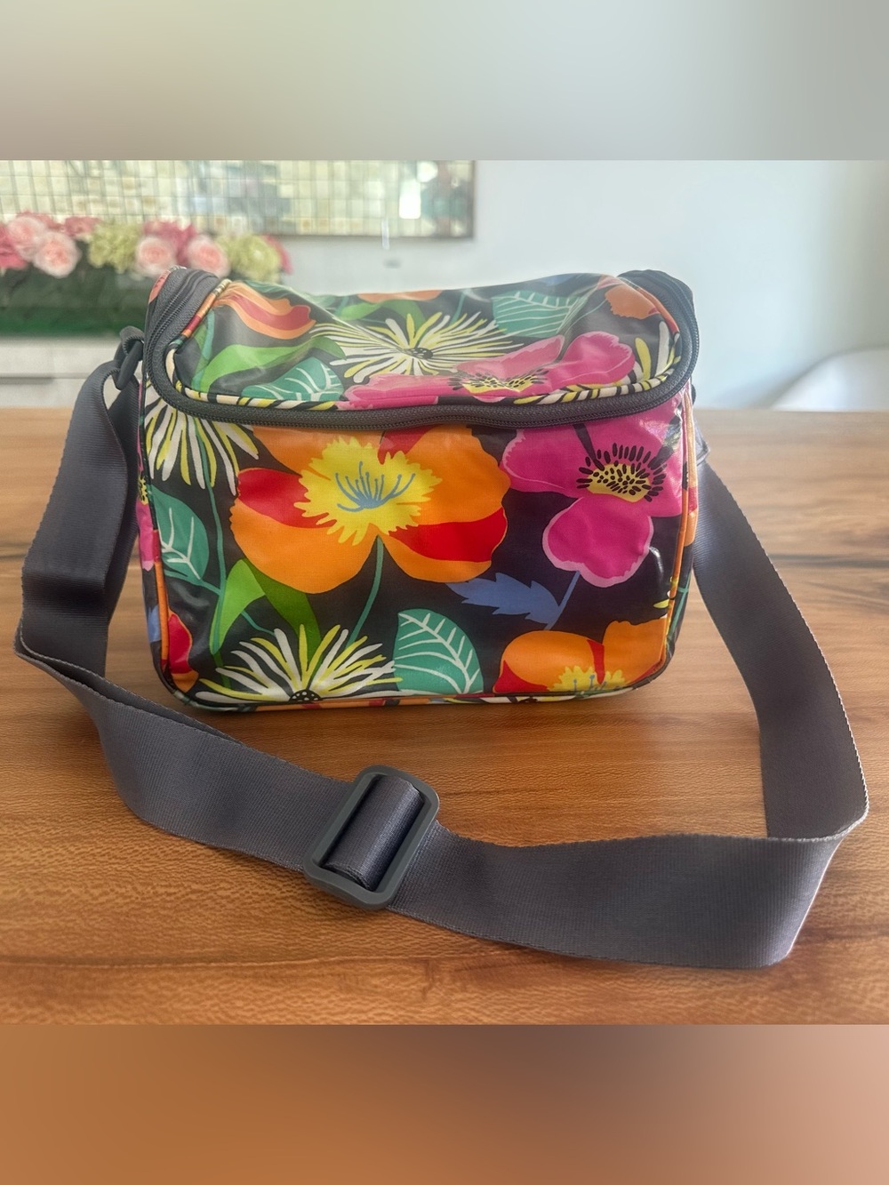 Vera Bradley Jazzy Blooms Insulated Cooler Lunch Bag Travel